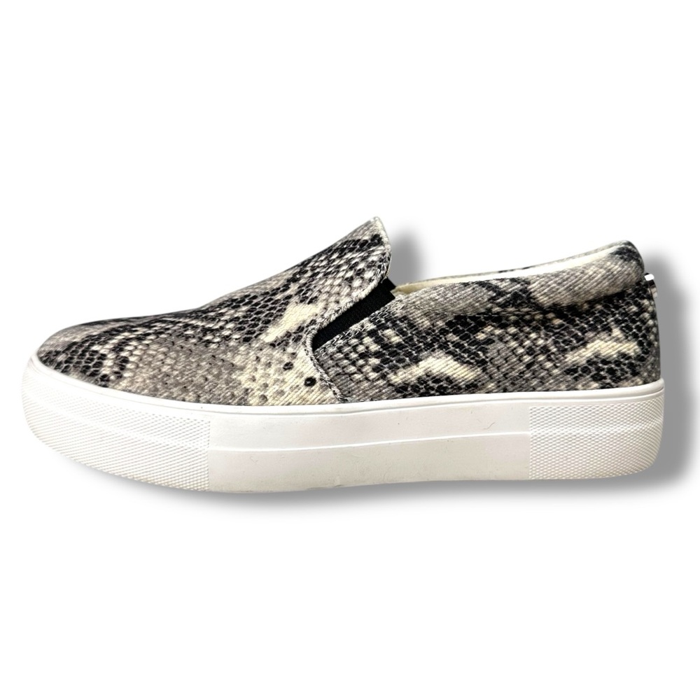 Steve Madden Gills Slip On Sneakers Gray Snake Print Size 8 Streetwear Casual - Picture 3 of 16